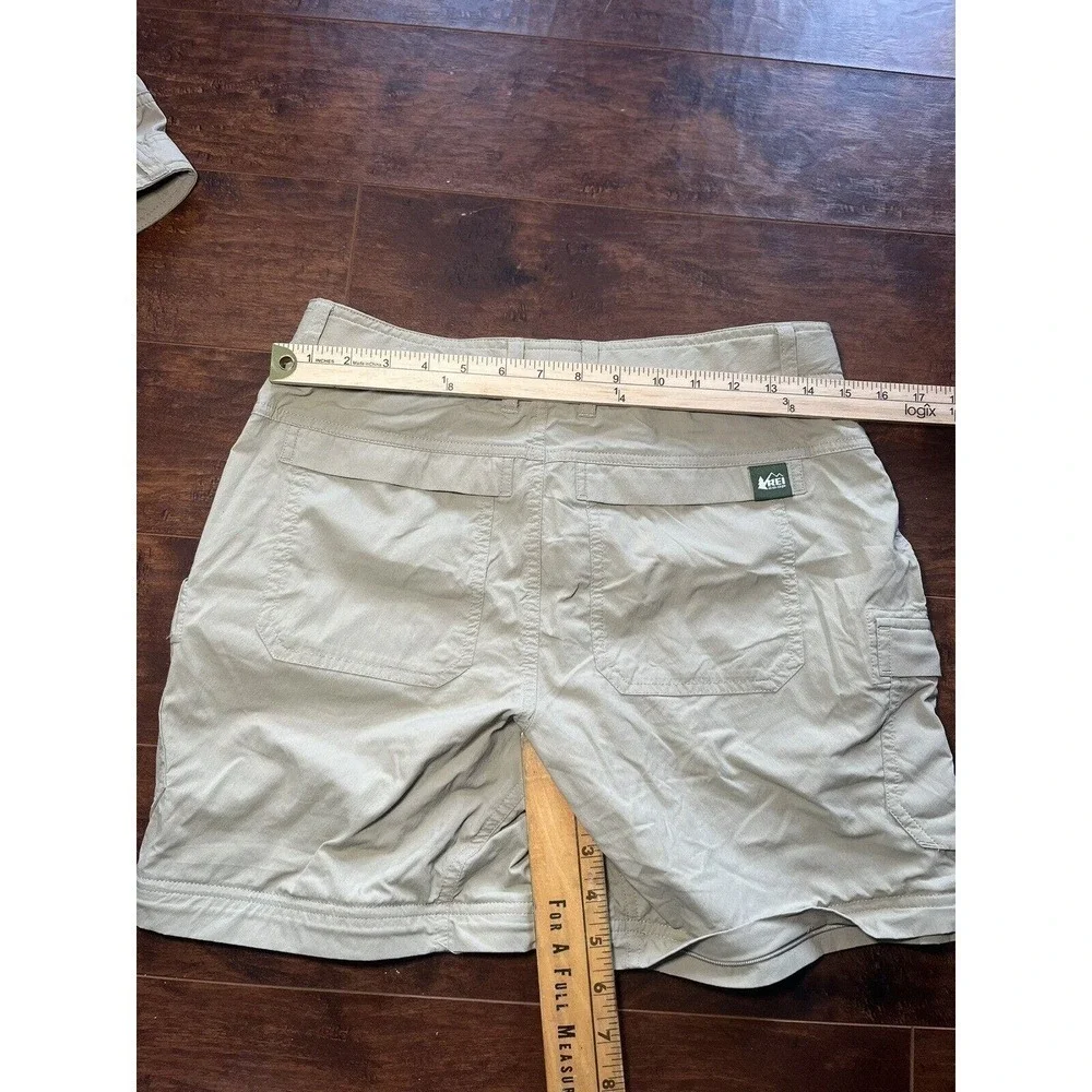 Lot of 2 Rei Womens shorts size Petite 6 NO ZIP OFF PANT LEGS